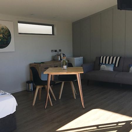 Kohimarama Beach Bed & Breakfast - Style And Privacy In Superb Location Auckland Exteriör bild